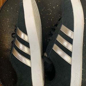 8.5 Adidas Ortholite
